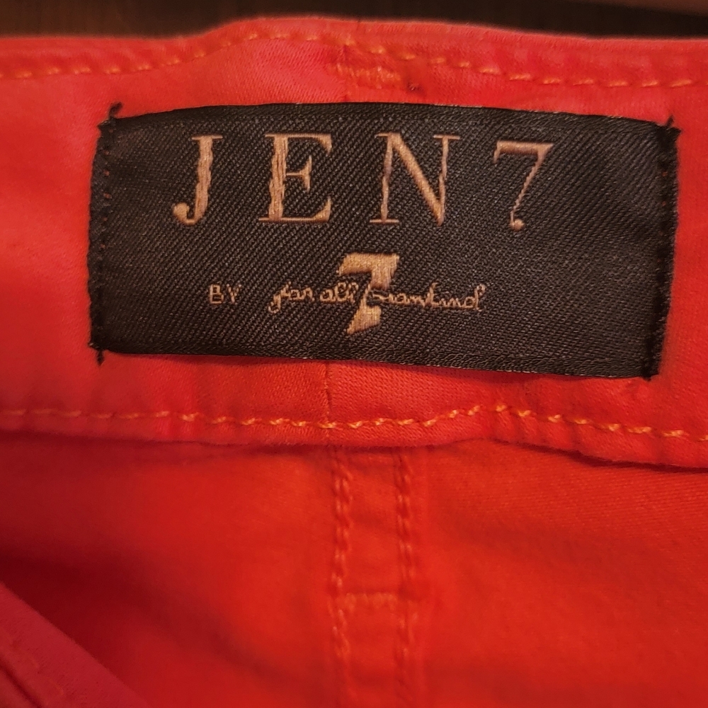 Women's Jeans - Picture 2 of 8